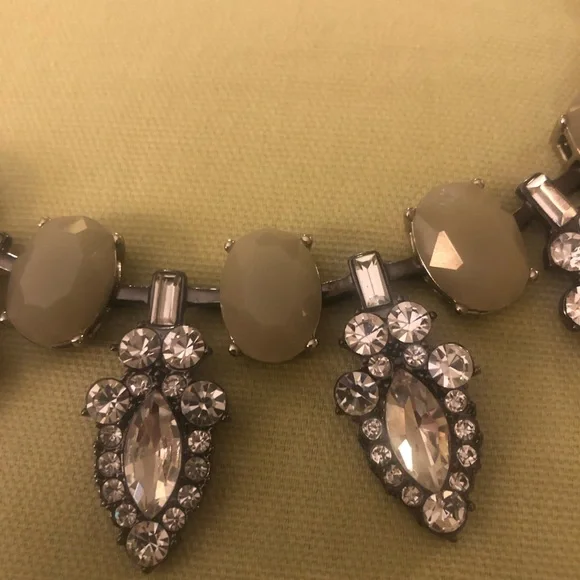 Beautiful Lia Sophia Statement necklace, NWOT - Picture 7 of 9